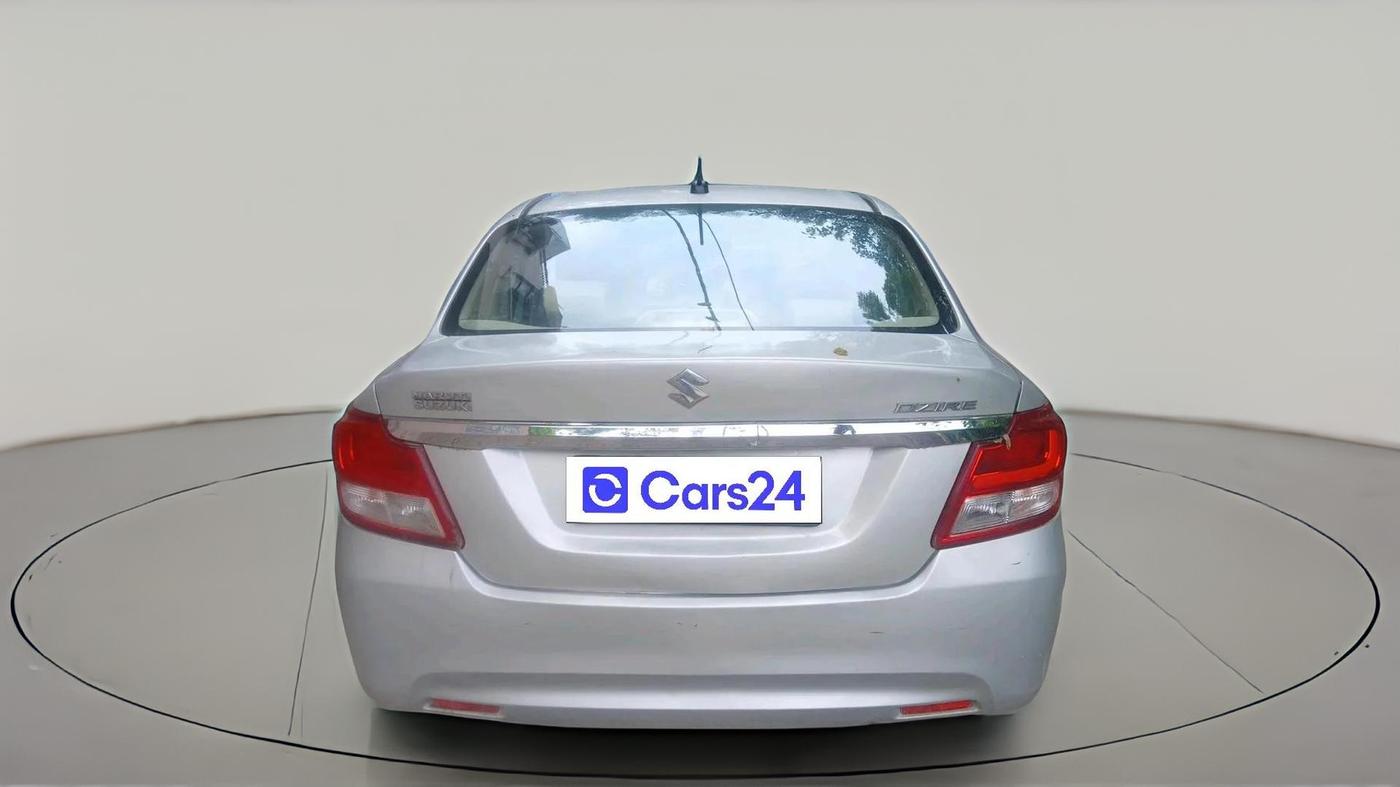 2017 Maruti Dzire VXI, CNG, Manual, 1,11,823 km, exterior
