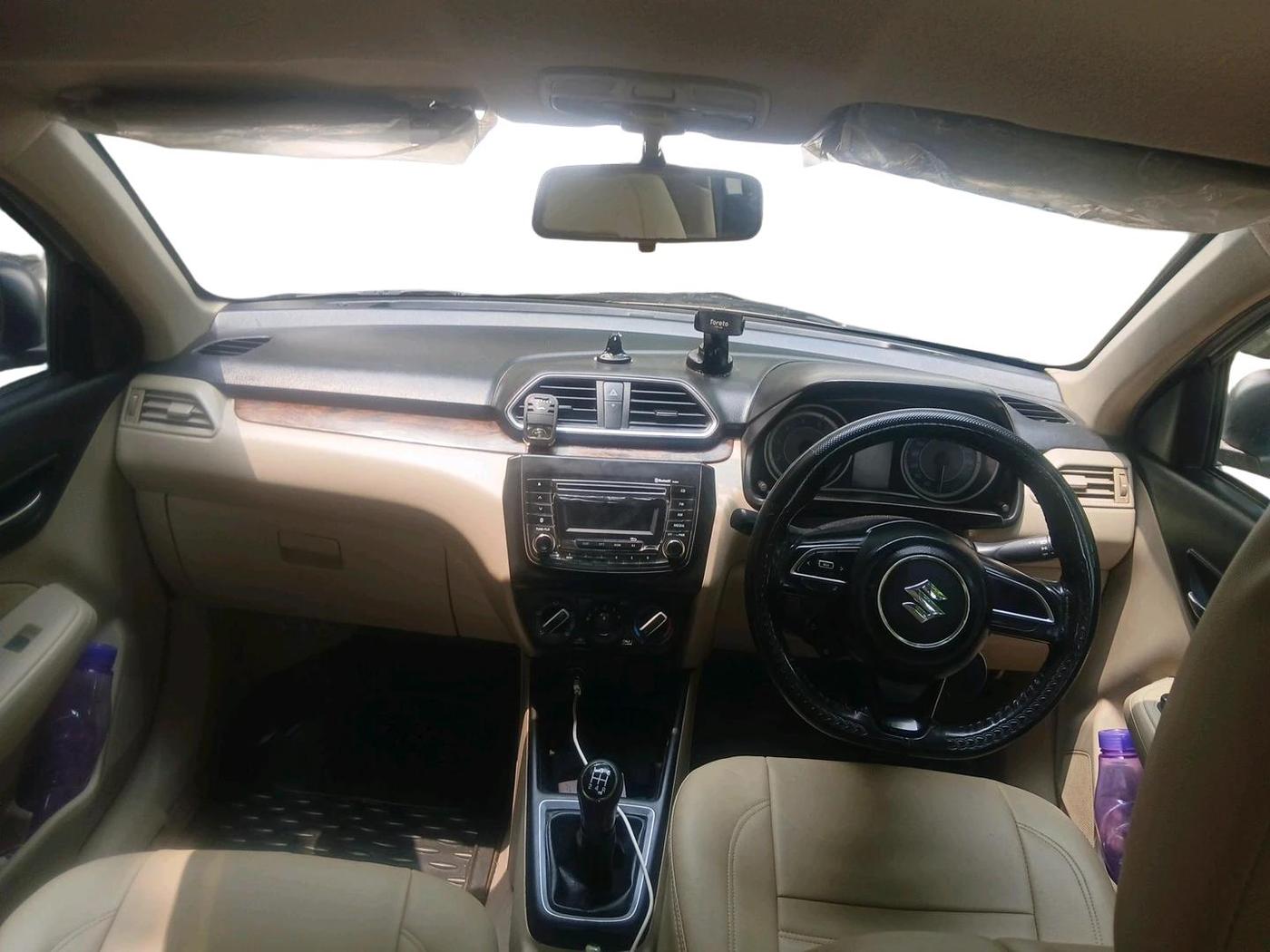 2017 Maruti Dzire VXI, CNG, Manual, 1,11,823 km, interior
