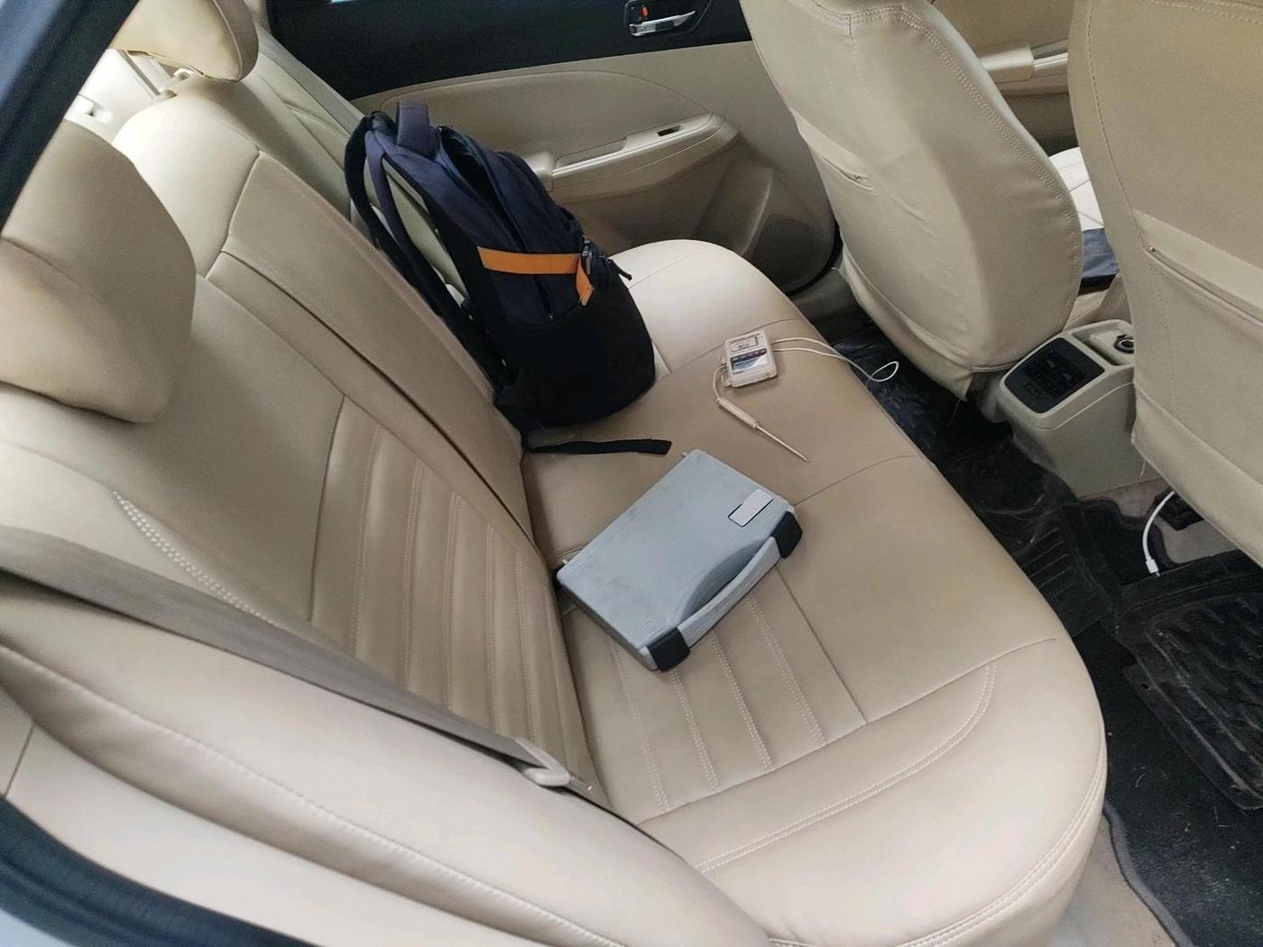 2017 Maruti Dzire VXI, CNG, Manual, 1,11,823 km, interior