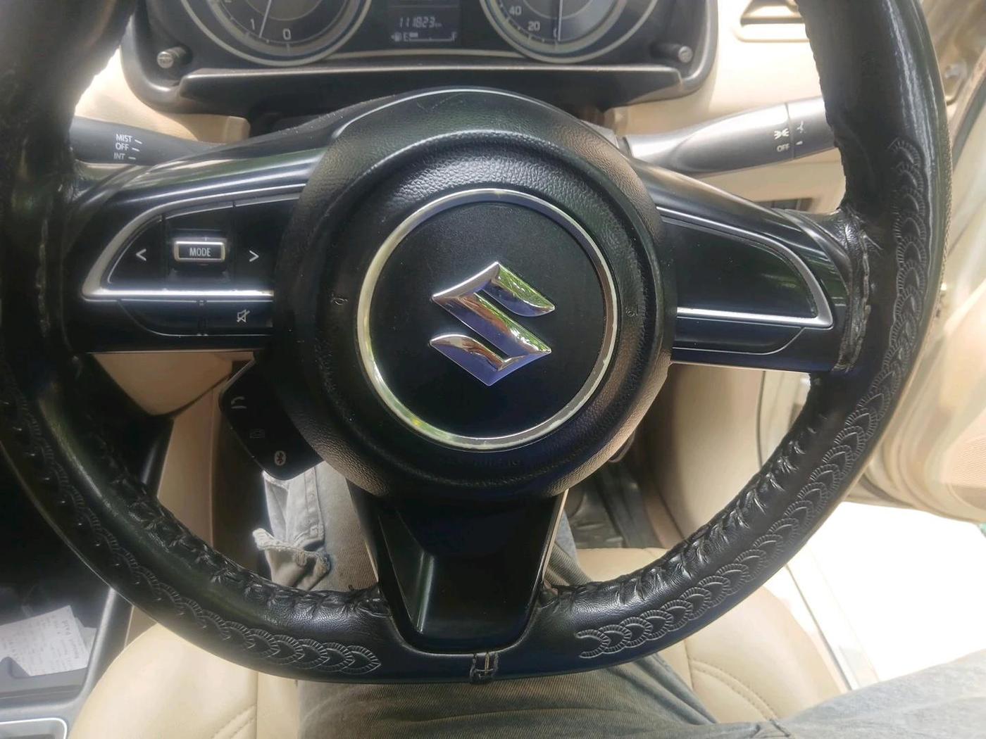 2017 Maruti Dzire VXI, CNG, Manual, 1,11,823 km, interior