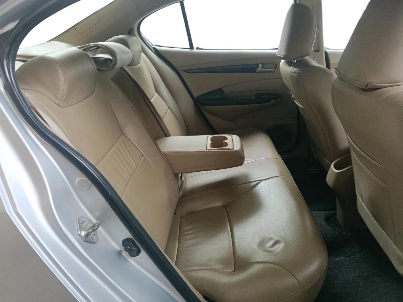 2011 Honda City 1.5L I-VTEC V AT, Petrol, Automatic, 1,36,569 km, interior