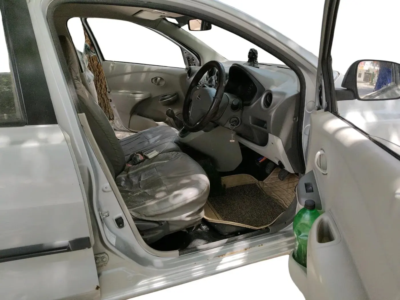 2015 Datsun Go Plus T, Petrol, Manual, 79,995 km, interior