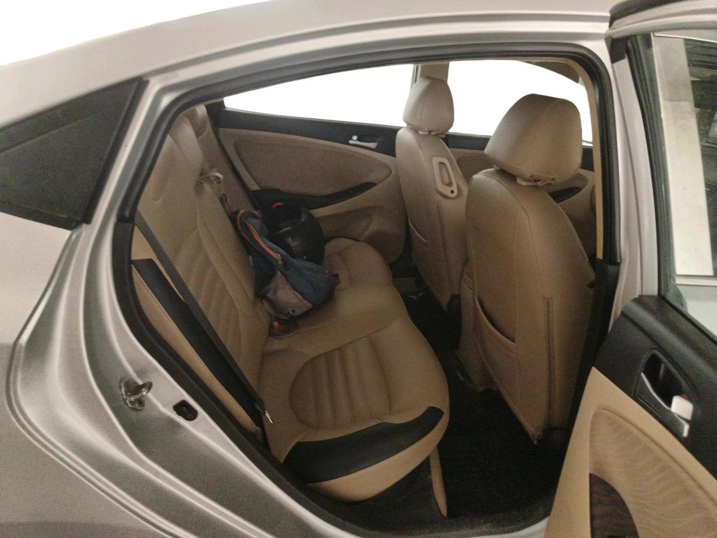 2015 Hyundai Verna FLUIDIC 4S 1.6 VTVT S(O), Petrol, Manual, 37,224 km, interior