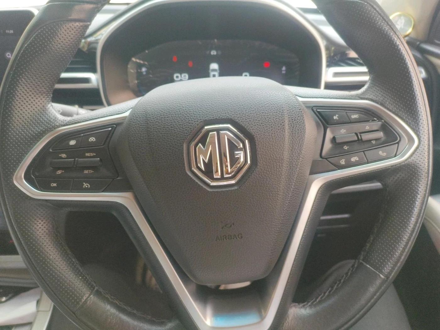 2023 MG HECTOR SHARP 1.5 PETROL CVT, Petrol, Automatic, 35,495 km, interior