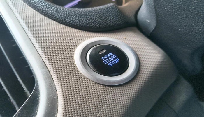 2017 Hyundai Creta SX PLUS AT 1.6 DIESEL, Diesel, Automatic, 1,75,127 km, interior