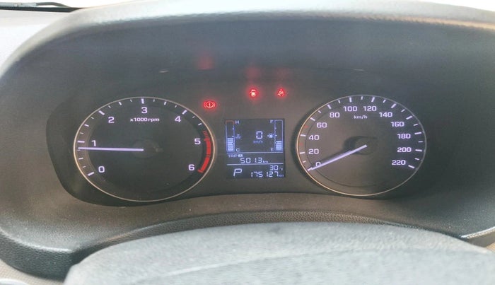 2017 Hyundai Creta SX PLUS AT 1.6 DIESEL, Diesel, Automatic, 1,75,127 km, interior