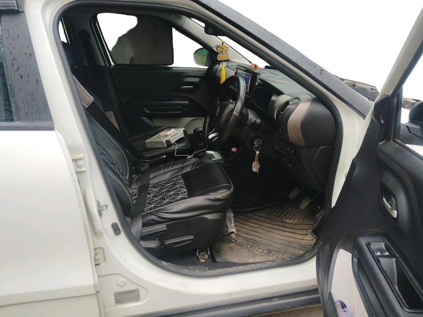 2023 CITROEN C3 FEEL 1.2, Petrol, Manual, 11,477 km, interior