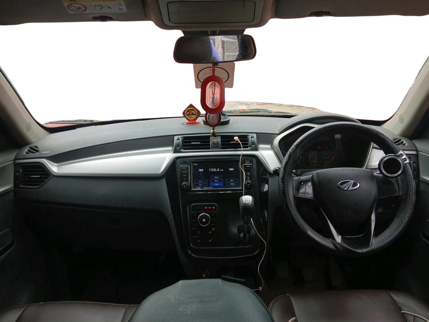 2018 Mahindra KUV 100 NXT K6+ D 6 STR, Diesel, Manual, 61,083 km, interior