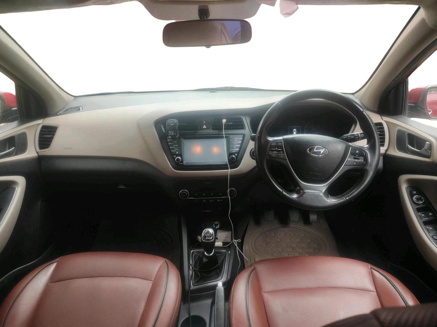 2017 Hyundai Elite i20 ASTA 1.4 CRDI (O), Diesel, Manual, 1,13,801 km, interior