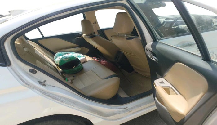 2016 Honda City 1.5L I-VTEC V MT, Petrol, Manual, 45,679 km, interior