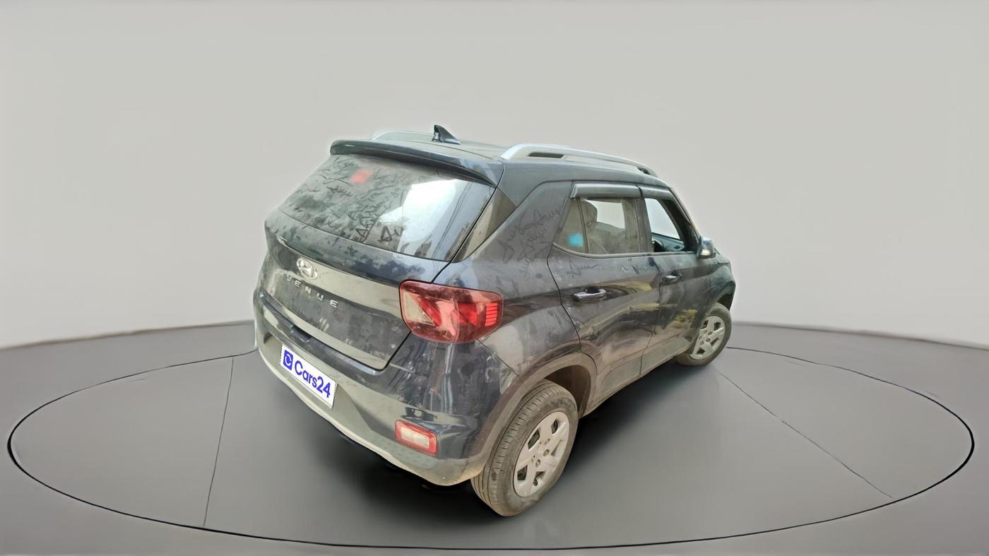 2022 Hyundai VENUE S+ 1.2, Petrol, Manual, 15,762 km, exterior