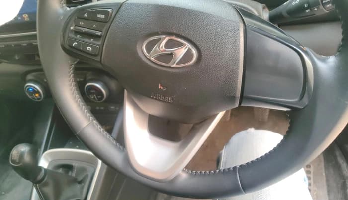 2022 Hyundai VENUE S+ 1.2, Petrol, Manual, 15,762 km, interior