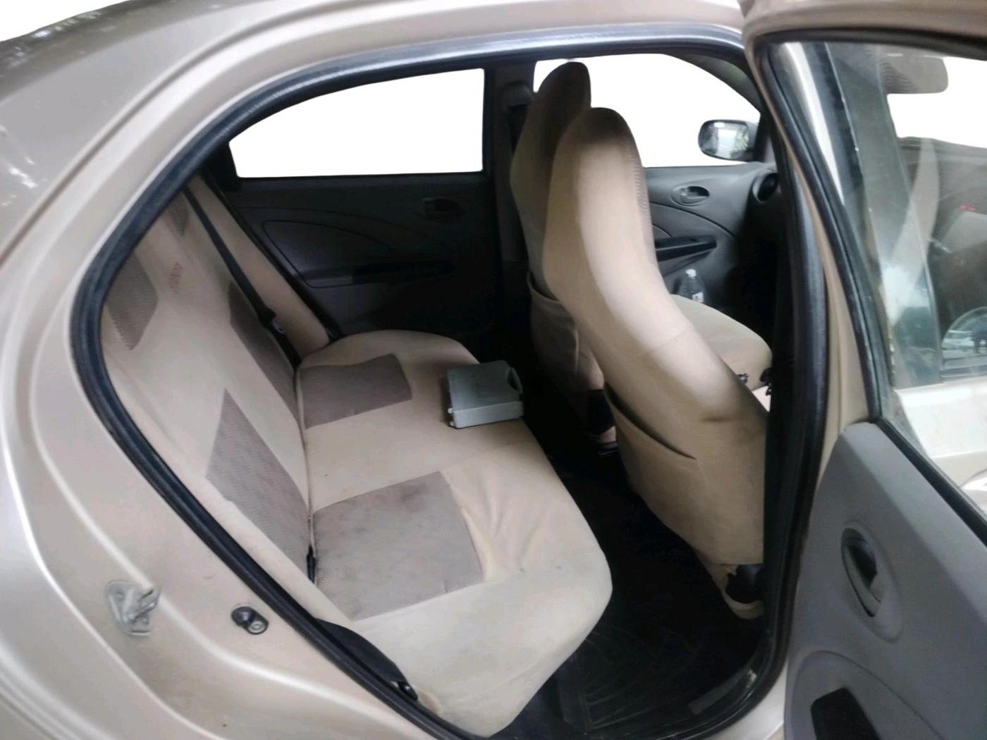 2011 Toyota Etios G, Petrol, Manual, 1,15,709 km, interior