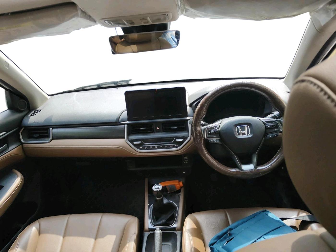 2024 Honda ELEVATE ZX MT, Petrol, Manual, 40,612 km, interior