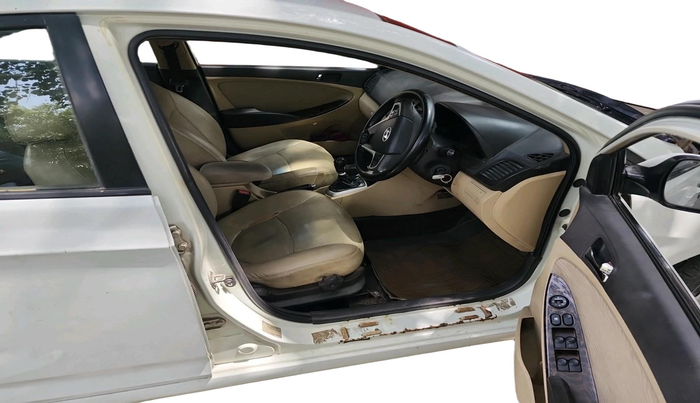 2012 Hyundai Verna FLUIDIC 1.6 VTVT EX, Petrol, Manual, 95,000 km, interior
