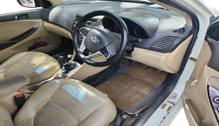 2012 Hyundai Verna FLUIDIC 1.6 VTVT EX, Petrol, Manual, 95,000 km, interior