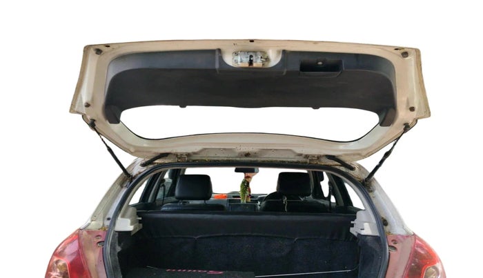 2011 Maruti Swift LXI, Petrol, Manual, 65,614 km, exterior