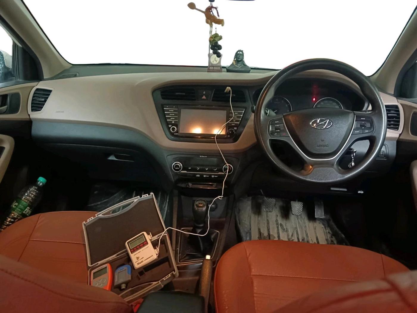 2017 Hyundai Elite i20 ASTA 1.2, Petrol, Manual, 61,570 km, interior