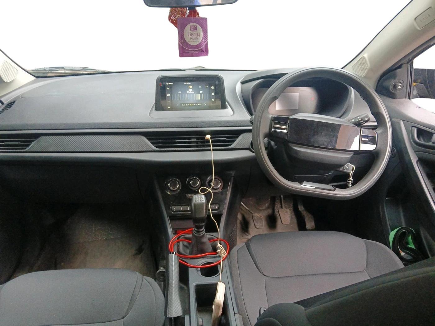 2024 Tata NEXON Smart Plus S 1.2 iCNG, CNG, Manual, 26,215 km, interior