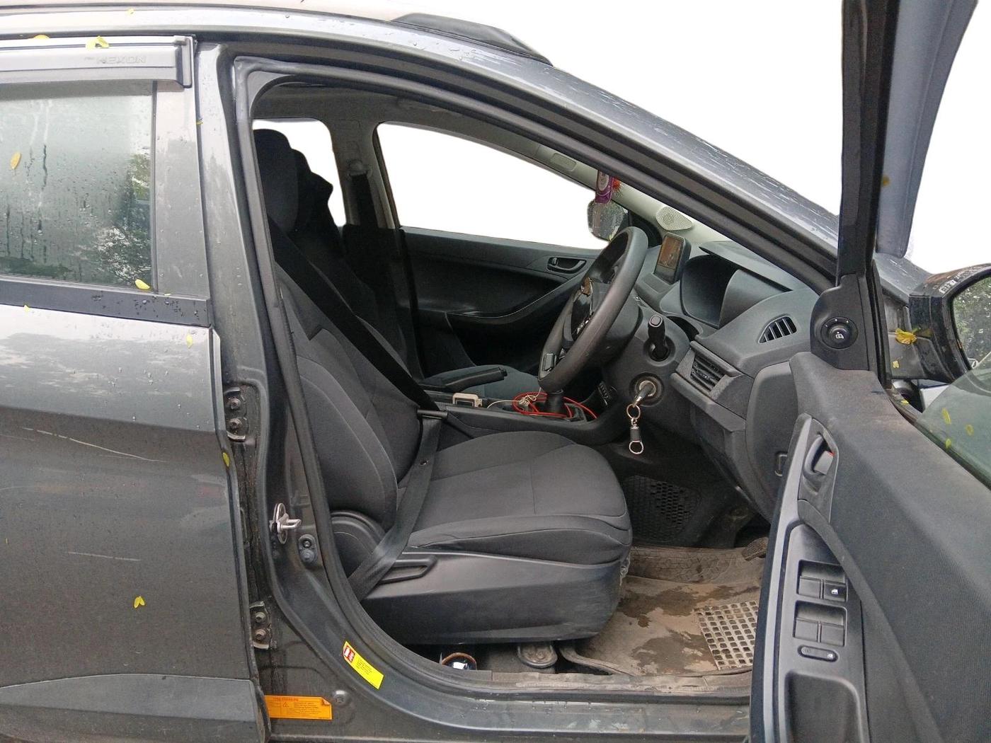 2024 Tata NEXON Smart Plus S 1.2 iCNG, CNG, Manual, 26,215 km, interior