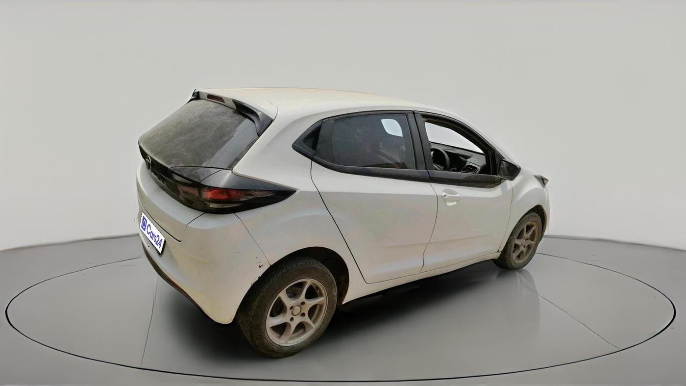 2023 Tata ALTROZ XE PLUS DIESEL, Diesel, Manual, 82,832 km, exterior
