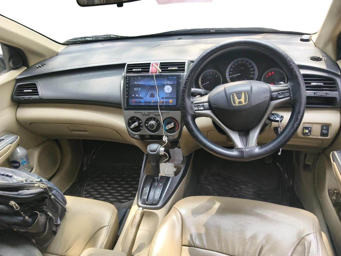 2012 Honda City 1.5L I-VTEC V AT, Petrol, Automatic, 1,02,673 km, interior