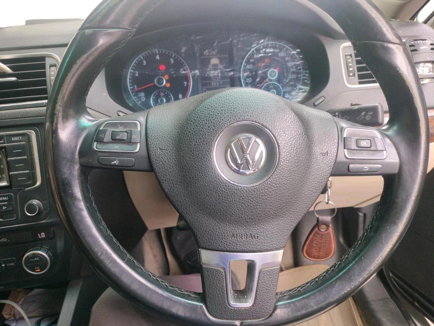 2014 Volkswagen Jetta TRENDLINE TSI, Petrol, Manual, 64,567 km, interior