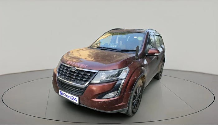 2018 Mahindra XUV500 W11 AT, Diesel, Automatic, 50,783 km, exterior