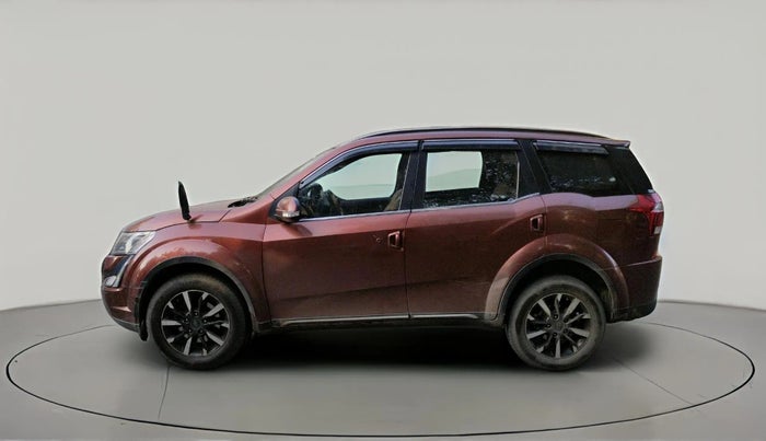 2018 Mahindra XUV500 W11 AT, Diesel, Automatic, 50,783 km, exterior