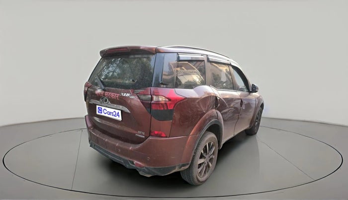 2018 Mahindra XUV500 W11 AT, Diesel, Automatic, 50,783 km, exterior