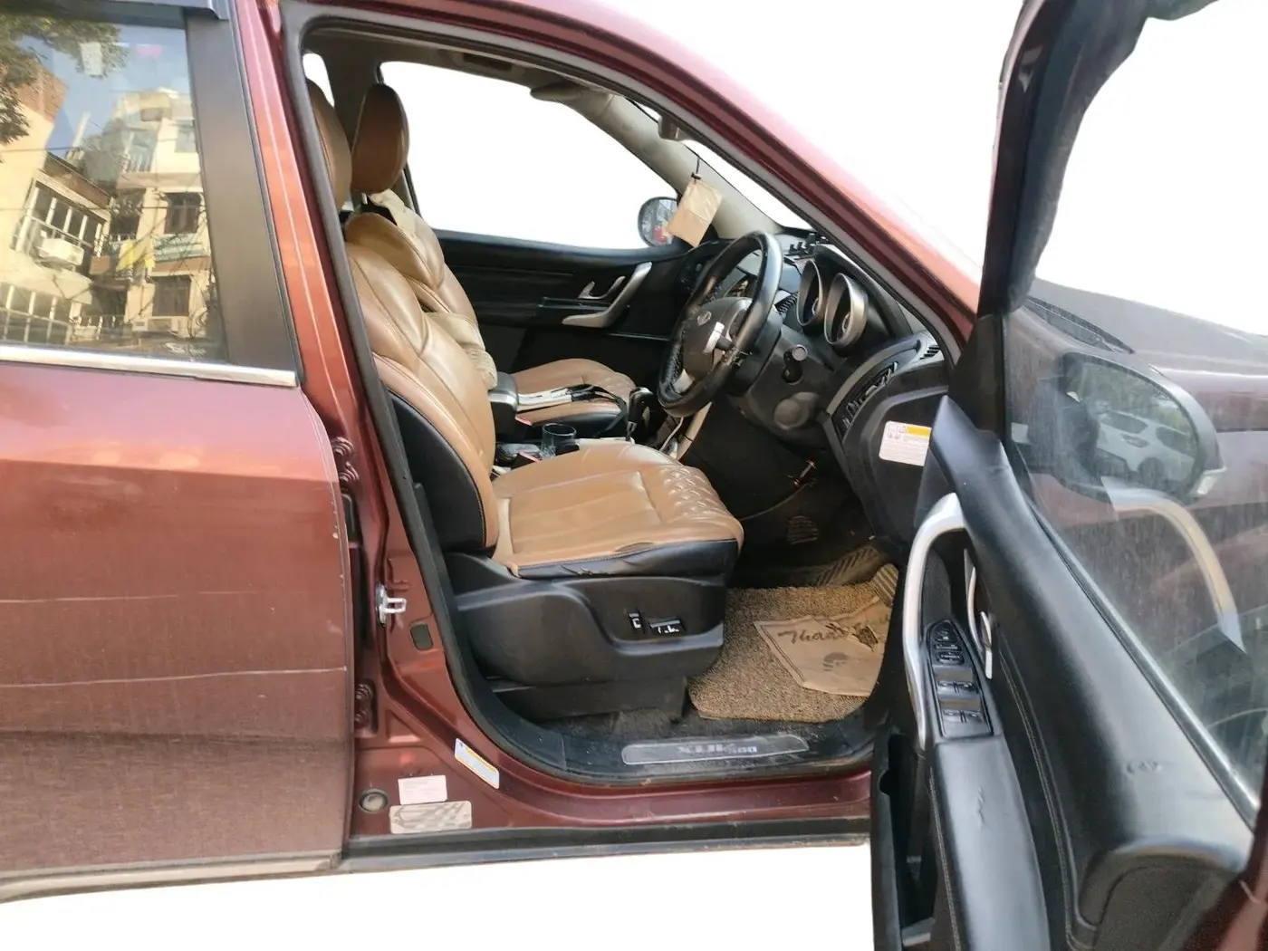 2018 Mahindra XUV500 W11 AT, Diesel, Automatic, 50,783 km, interior