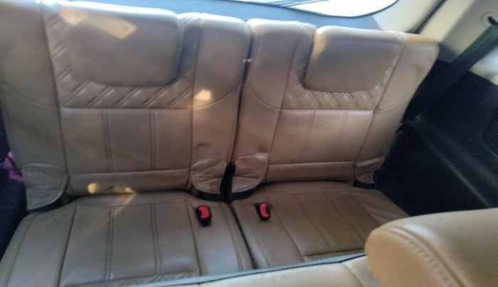 2018 Mahindra XUV500 W11 AT, Diesel, Automatic, 50,783 km, interior