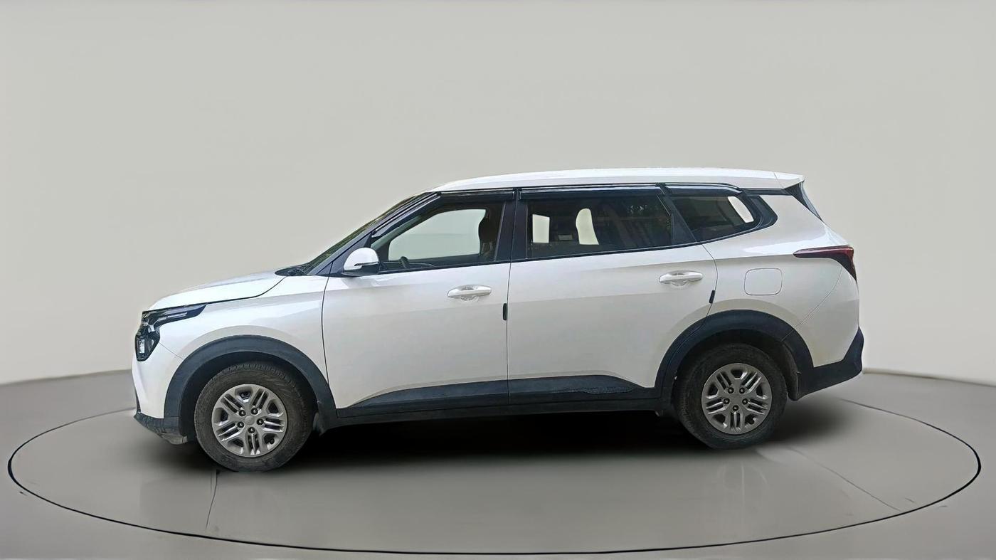 2024 KIA CARENS Premium (O) 1.5 Petrol 7 STR, Petrol, Manual, 14,192 km, exterior