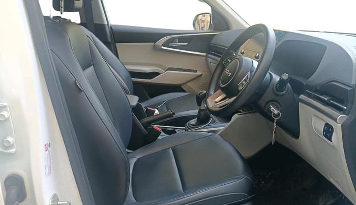 2024 KIA CARENS Premium (O) 1.5 Petrol 7 STR, Petrol, Manual, 14,192 km, interior