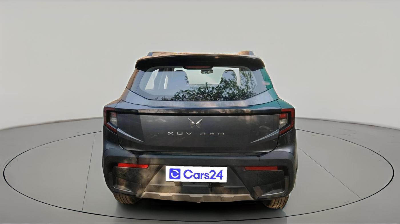 2024 Mahindra XUV 3XO MX1 1.2 L TCMPFi, Petrol, Manual, 12,114 km, exterior