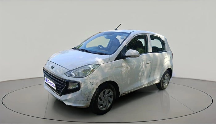 2019 Hyundai NEW SANTRO SPORTZ CNG, CNG, Manual, 1,18,069 km, exterior