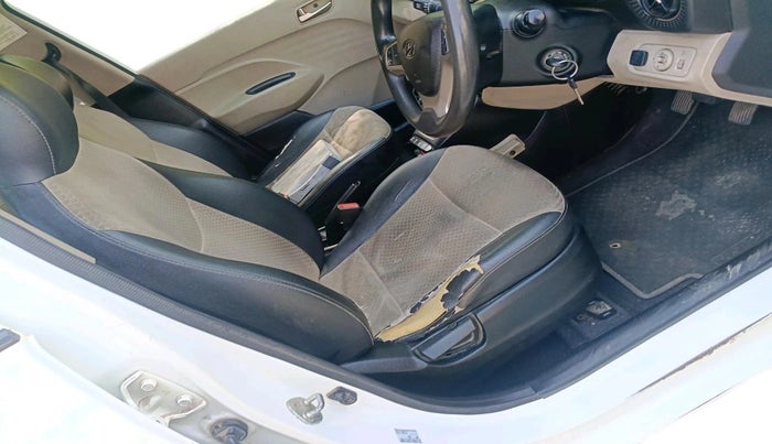 2019 Hyundai NEW SANTRO SPORTZ CNG, CNG, Manual, 1,18,069 km, interior