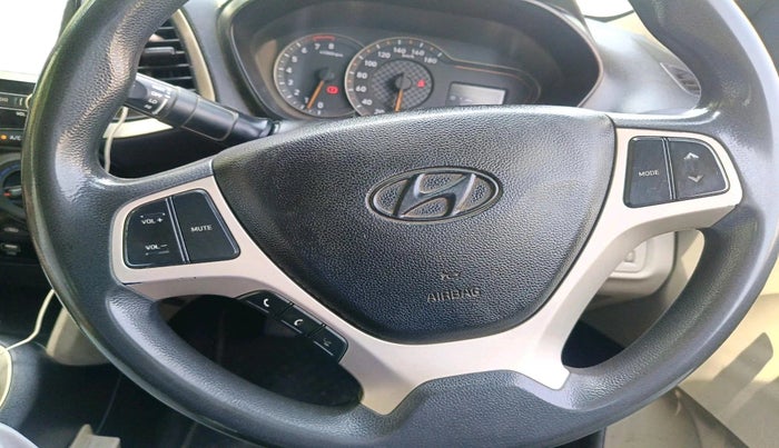 2019 Hyundai NEW SANTRO SPORTZ CNG, CNG, Manual, 1,18,069 km, interior