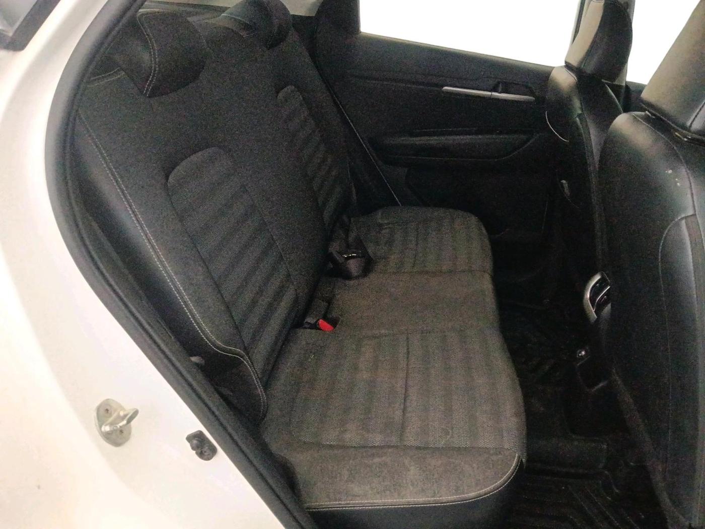 2022 KIA SONET HTK PLUS 1.2, Petrol, Manual, 68,382 km, interior