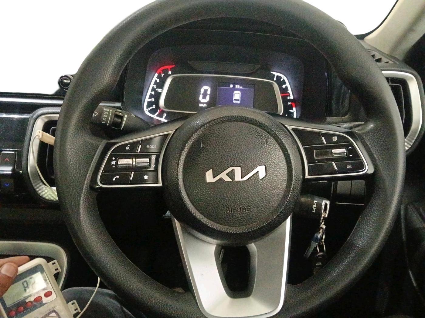 2022 KIA SONET HTK PLUS 1.2, Petrol, Manual, 68,382 km, interior
