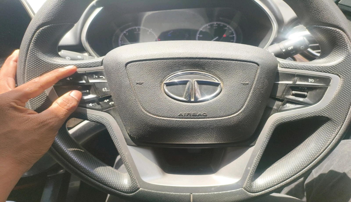 2019 Tata Harrier XT 2.0L KRYOTEC, Diesel, Manual, 69,717 km, interior