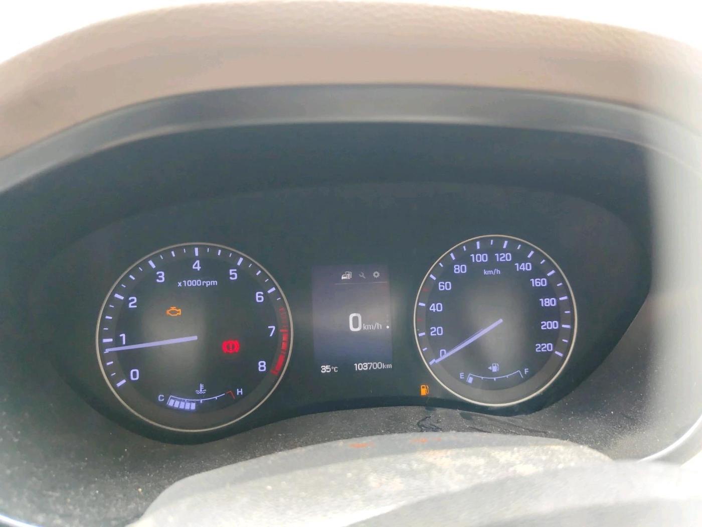 2015 Hyundai Elite i20 ASTA 1.2, CNG, Manual, 1,03,700 km, interior