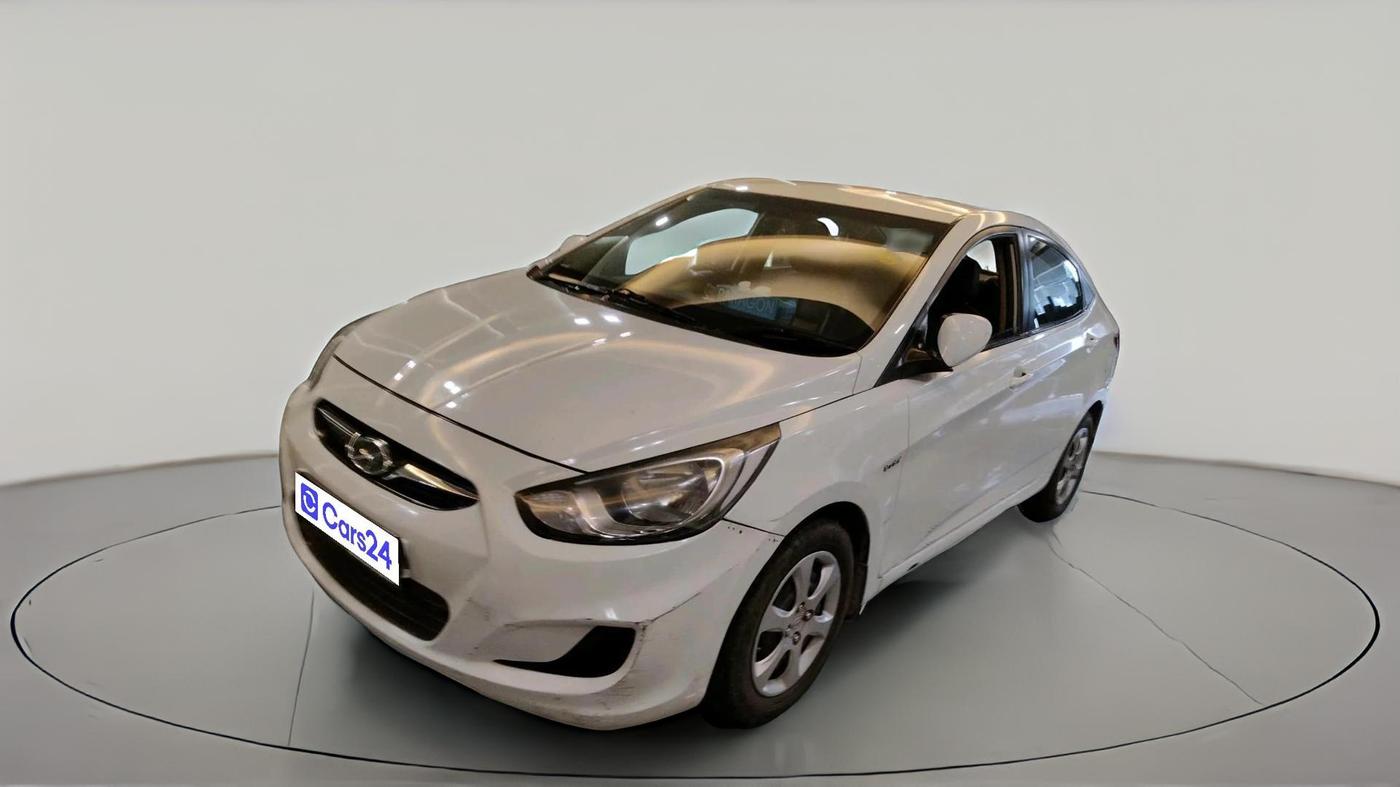 2011 Hyundai Verna FLUIDIC 1.6 VTVT EX, Petrol, Manual, 57,902 km, exterior