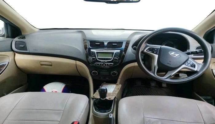 2011 Hyundai Verna FLUIDIC 1.6 VTVT SX, Petrol, Manual, 1,11,823 km, interior