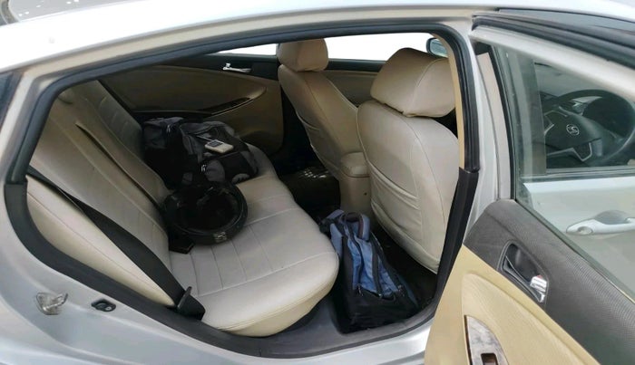2011 Hyundai Verna FLUIDIC 1.6 VTVT SX, Petrol, Manual, 1,11,823 km, interior