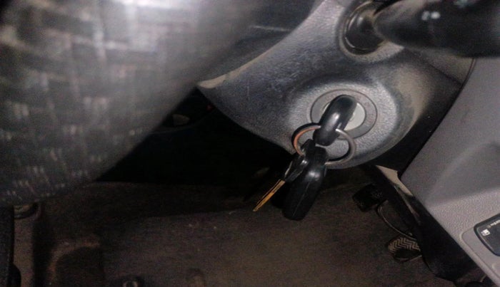 2011 Toyota Etios G, Petrol, Manual, 1,00,560 km, interior