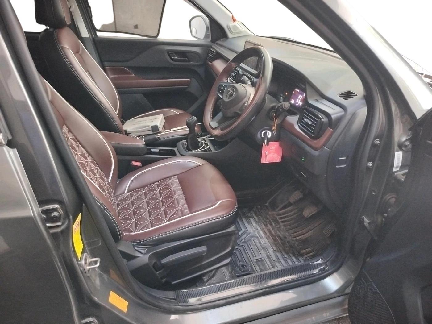 2025 Tata PUNCH Adventure Plus iCNG, CNG, Manual, 12,160 km, interior