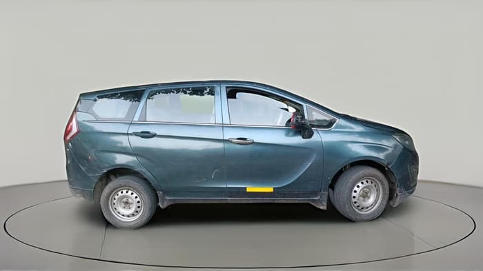 2018 Mahindra MARAZZO M2 7STR, Diesel, Manual, 1,16,026 km, exterior