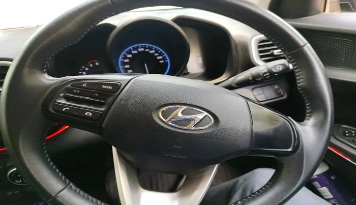 2021 Hyundai VENUE S+ 1.2, Petrol, Manual, 74,469 km, interior