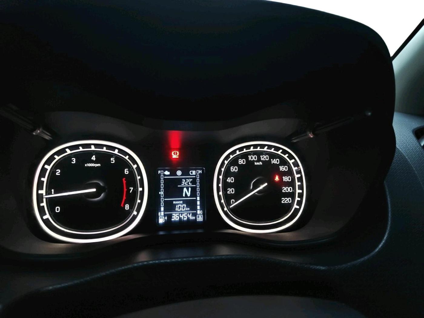 2020 Maruti Vitara Brezza ZXI AT SHVS, Petrol, Automatic, 36,454 km, interior